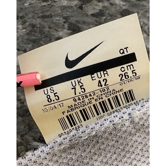 Nike Air Vapormax Flyknit 2 Hydrogen White/Pink (942842-102) Men’s Size 8.5 main image 4